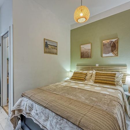 Eva - Storia Parentina Apartment Porec Bagian luar foto
