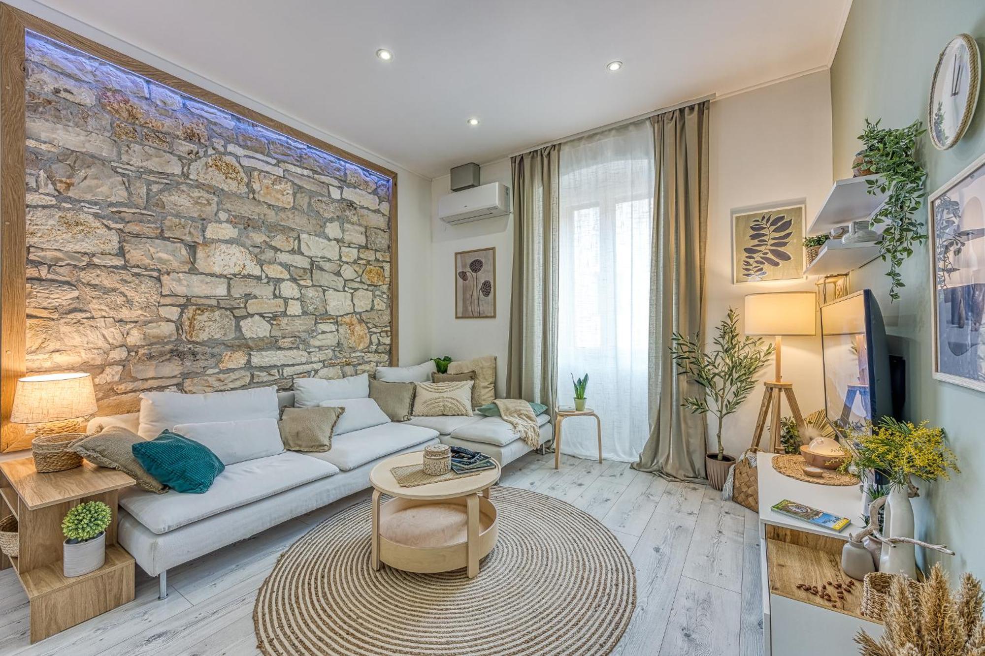Eva - Storia Parentina Apartment Porec Bagian luar foto